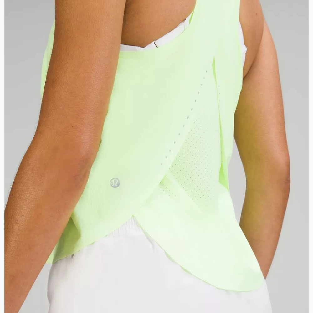 new Lululemon swift ventilated running tank.  sz 2